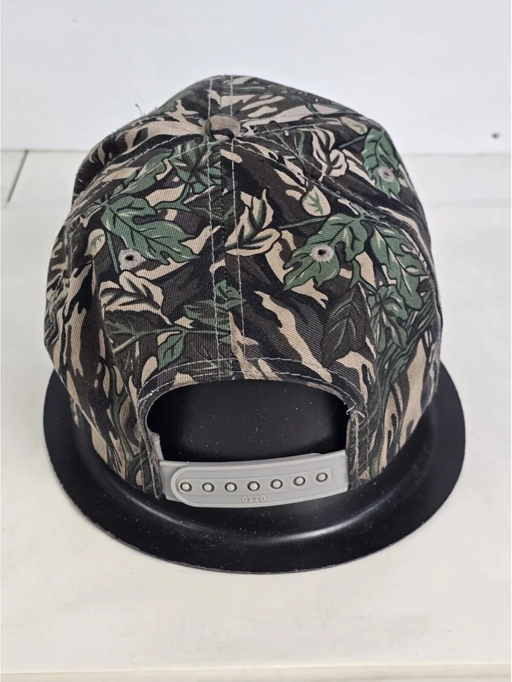 Oliver Fleetline Tractor - Camouflage - Trucker Hat - Snapback - Otto Cap Used